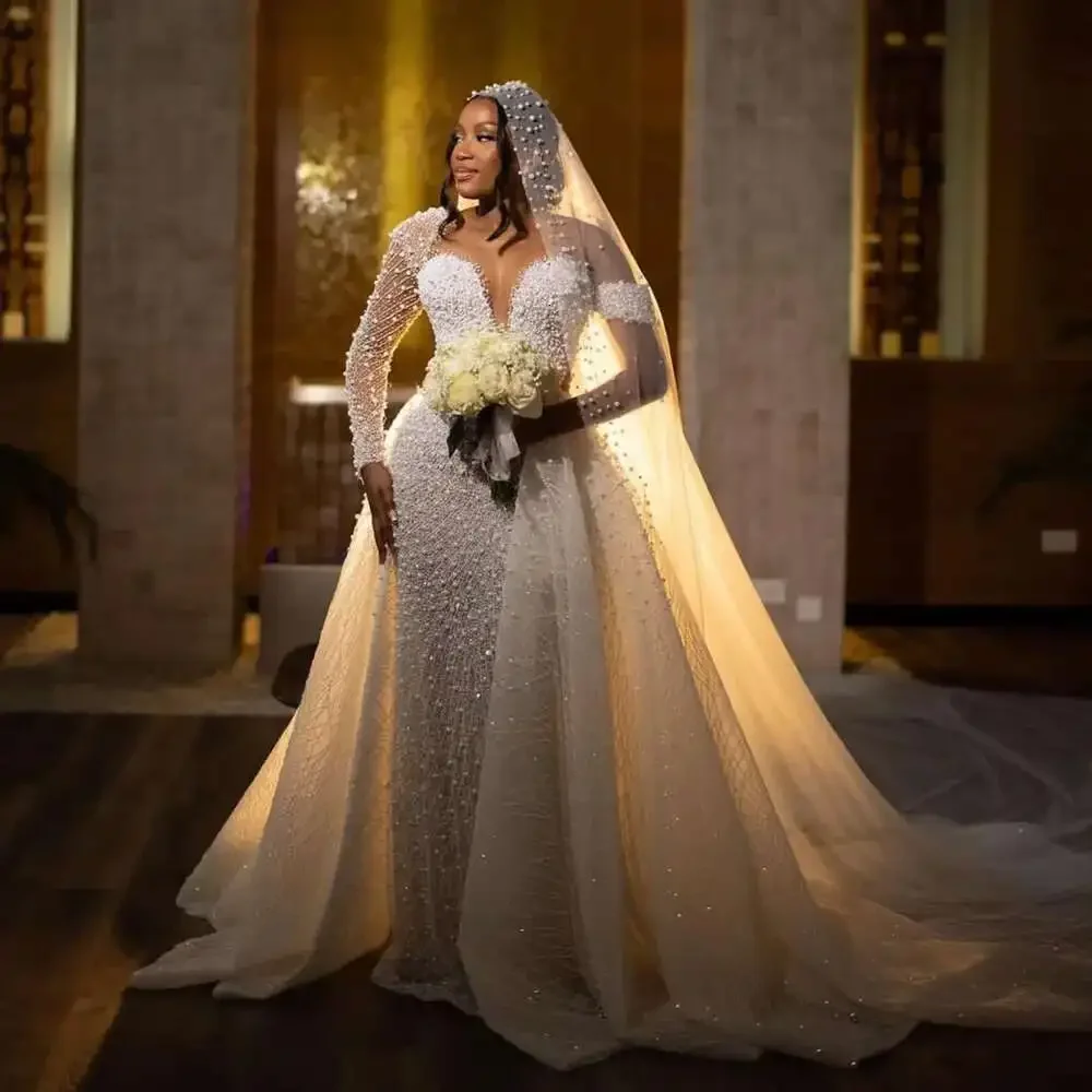 Customized Sparkly Sparkly Pearls Beads  Wedding Dress for Bride Robe De Mariée Long Sleeves  Bridal Gown with Removable Skirt
