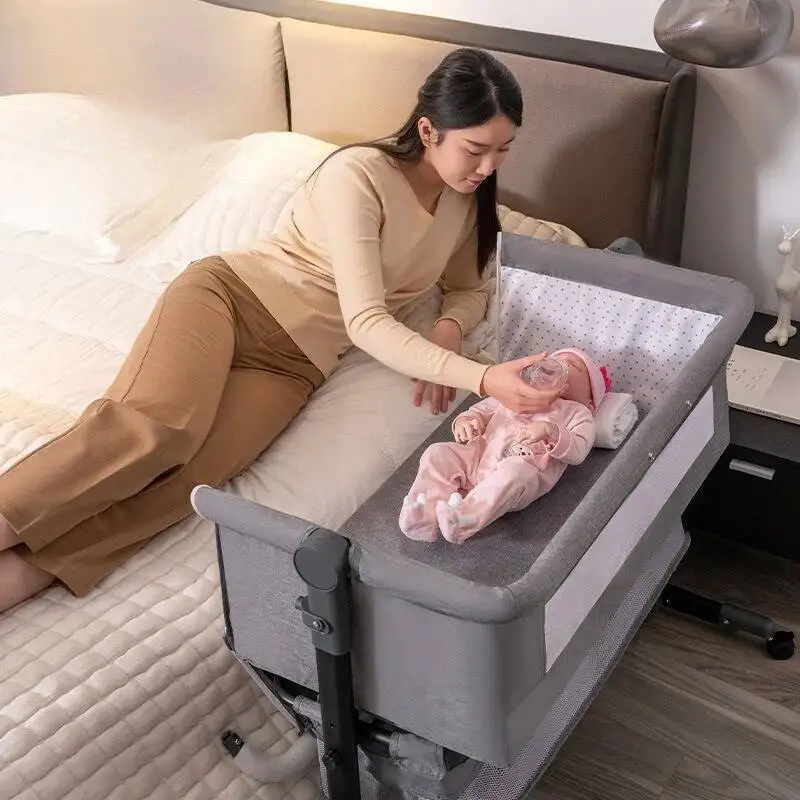 Crib Portable Baby Foldable and Movable Children's Bed Multifunctional Splicing Large Bed Rocking Cama Infantil Bedroom