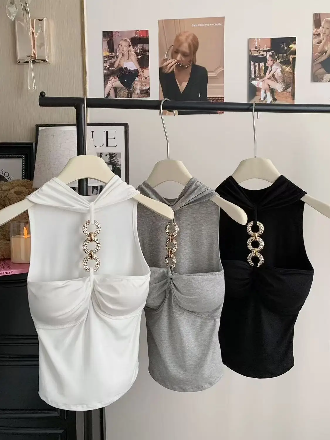 Sommer Frauen Tank Top Slim Fit Neckholder Ärmel Crop Top Backless Fliege Design Sexy Streetwear Y2K Stil Grau Leibchen