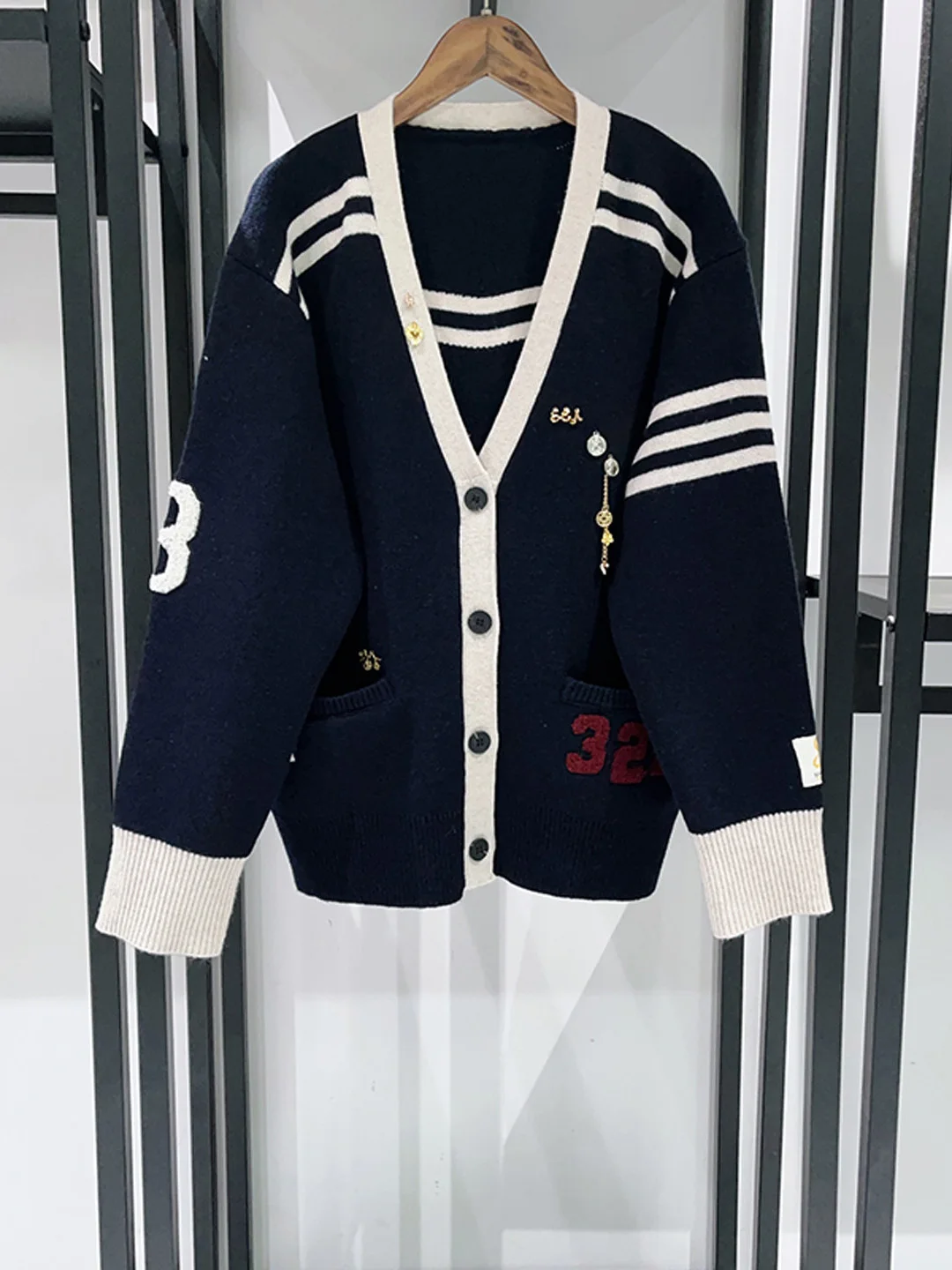 

Шерстяной кардиган с металлическим декором, V-образным вырезом, в полоску, в стиле пэчворк, осенне-зимний, для женщин, в стиле колледж
