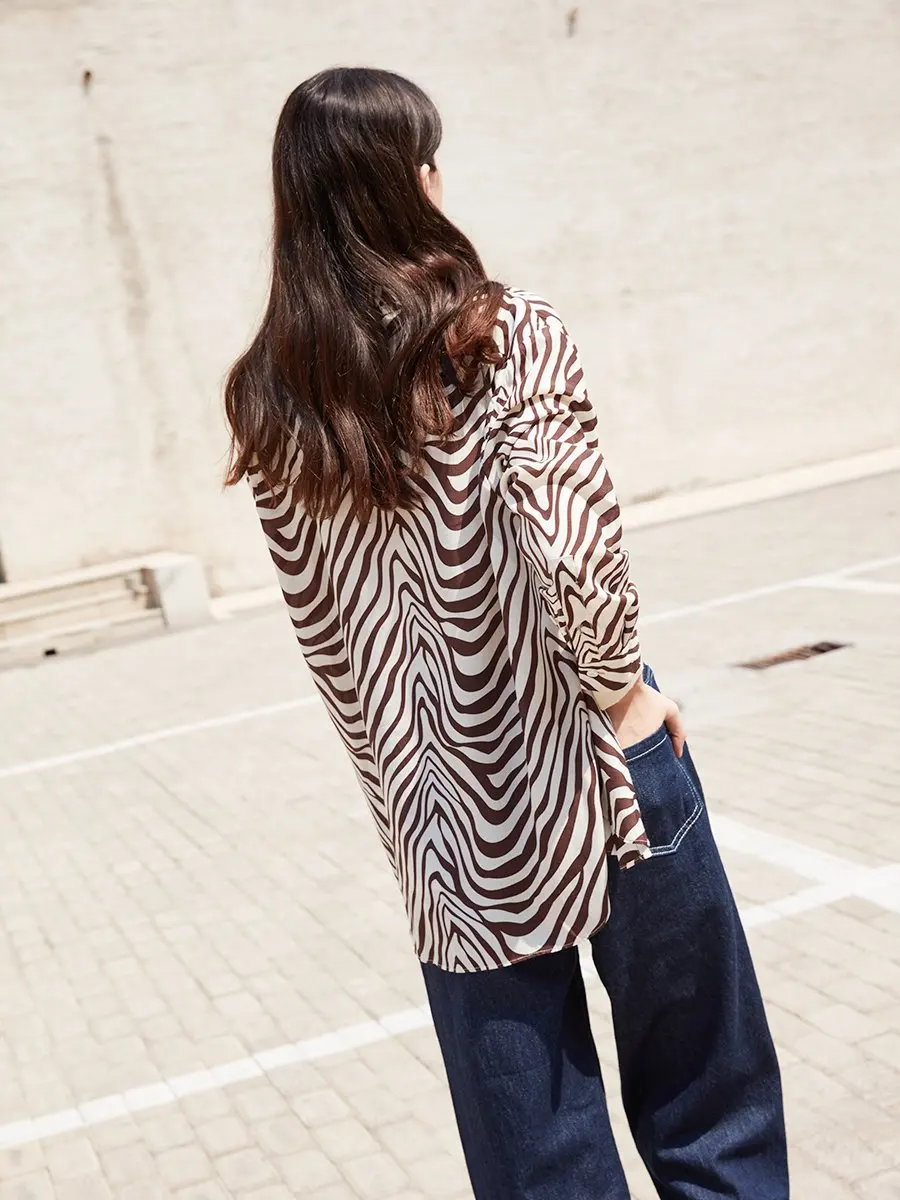 

Женская рубашка с длинными рукавами в полоску зебры, весенний сезон, свободный крой, классический дизайн, повседневная мода, прямой крой, топ на пуговицах