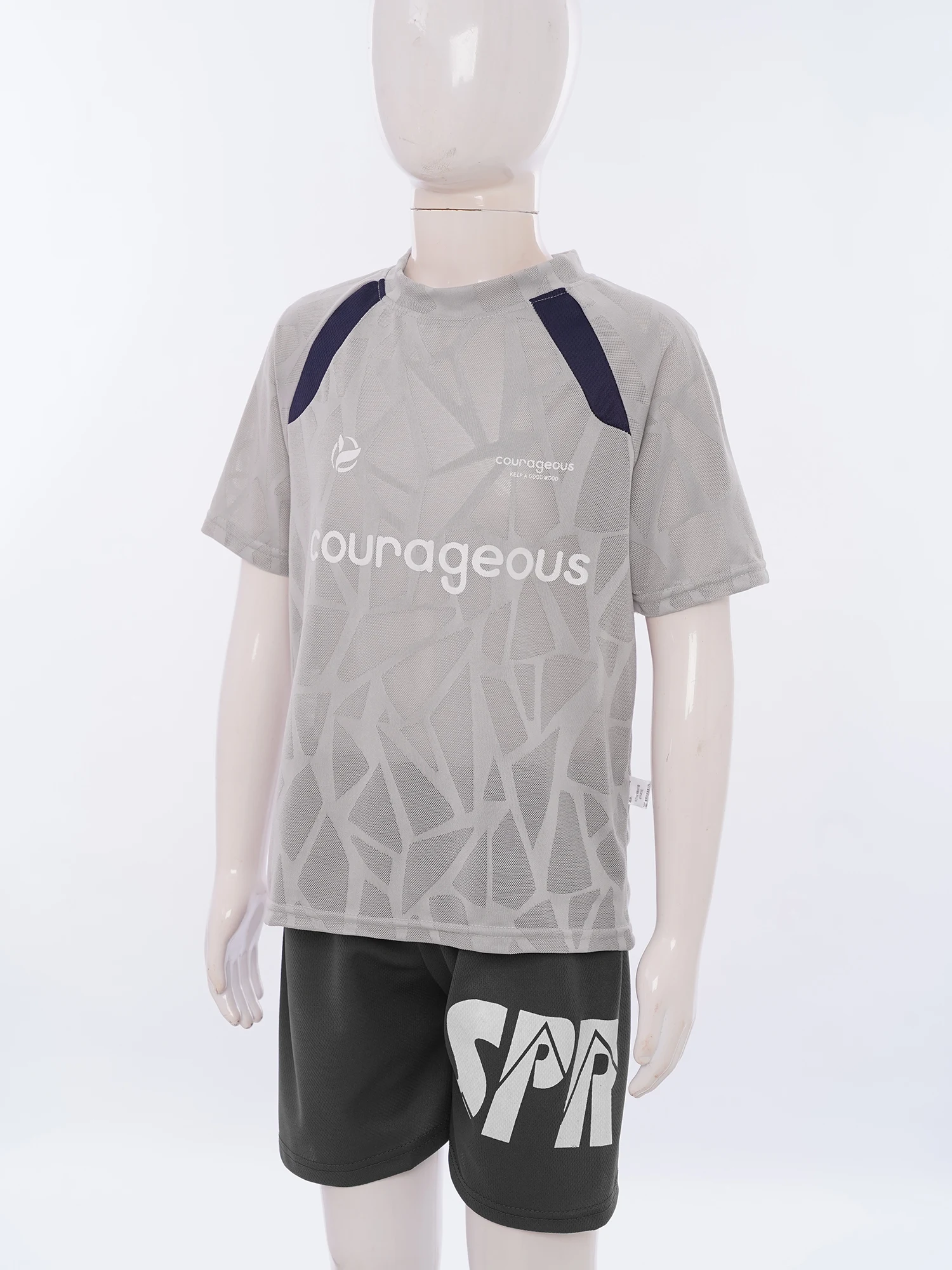 

Kids Sports Set for Boys Basketball Soccer Jersey Summer Mesh T-shirts Shorts Quick-drying Set Sportswear for Running Workout