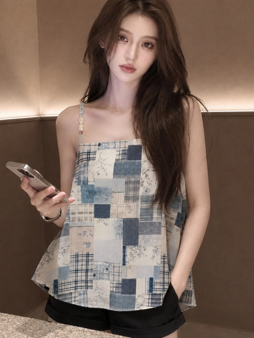 

Elegant Korean Plaid Slimming Strap Vest Women's Fashionable Summer Top Classy Trendy Small Shirt Sleeveless Geometric Pattern