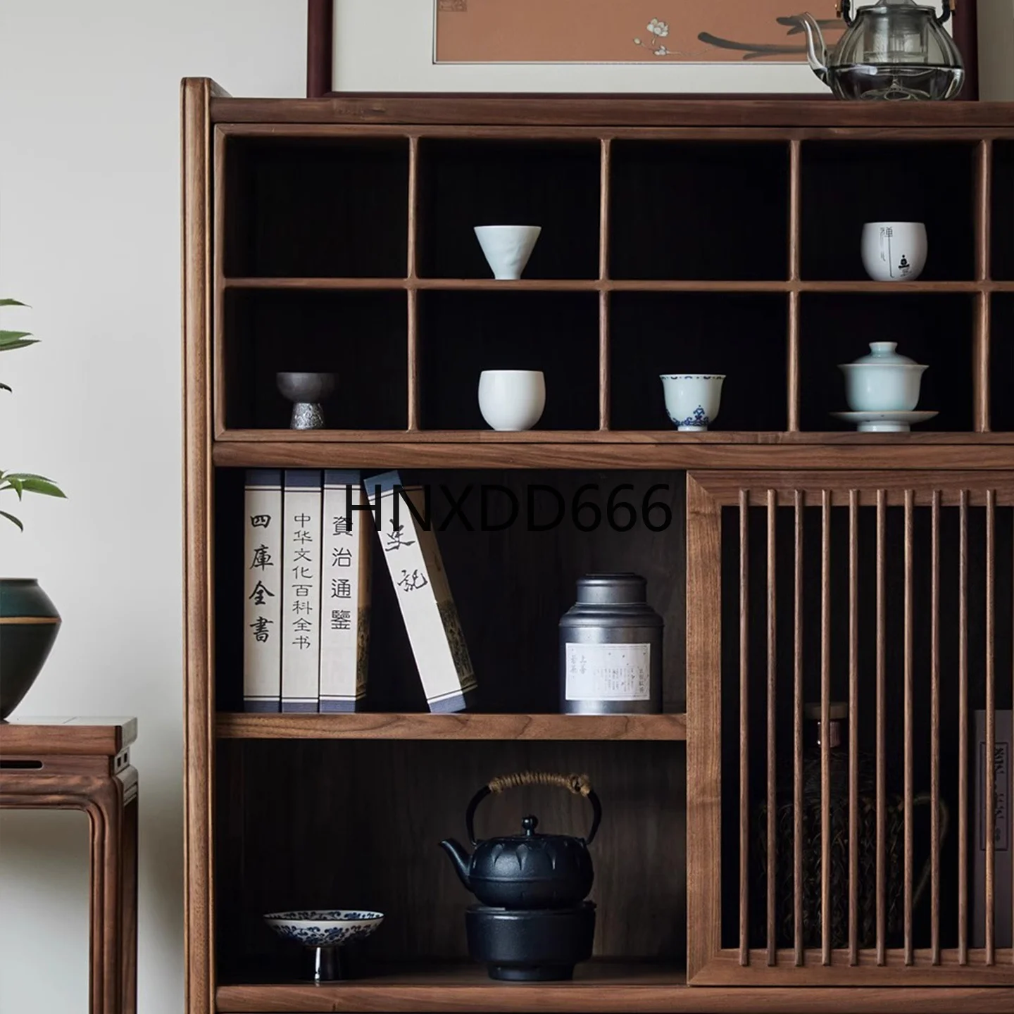 Neues chinesisches Bogu-Rack aus Walnussholz