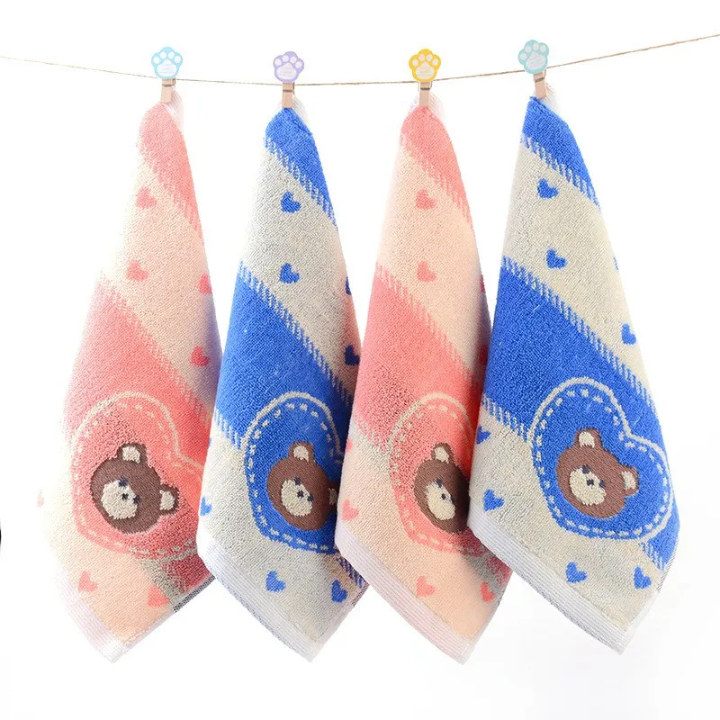 

1Pcs 25x25cm Thicken Cotton Cartoon Love Bear Small Square Face Hand Towel With Loop Portable Absorbent Soft