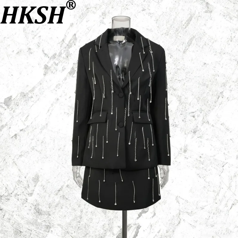 

HKSH Spring Autumn New Women Two-piece Set Suit Studded Diamonds Tassel Single Breasted Blazer Elegant Trend Short Skirt HK16745