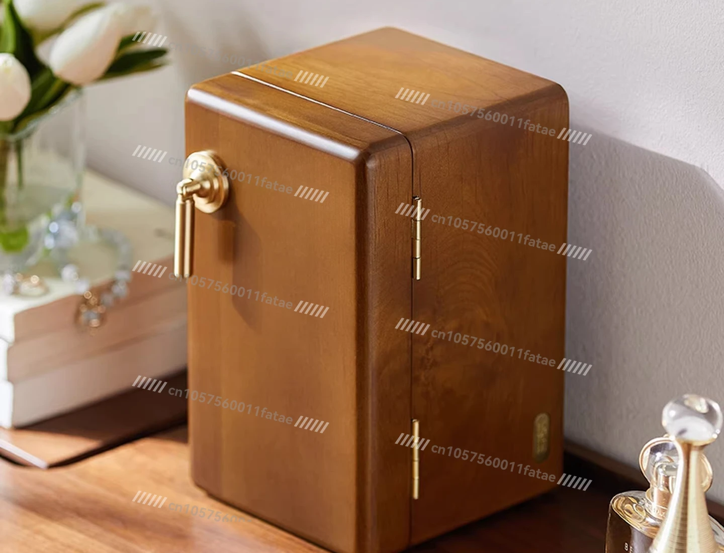 

Новая китайская шкатулка для украшений из массива дерева, изысканная, высококачественная, антиокислительная, для хранения колец, ожерелий и аксессуаров