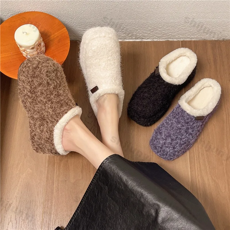 

2025 зимние модные теплые пушистые полутапочки на толстой подошве для женщин, лаконичные универсальные плюшевые удобные массивные хлопковые тапочки