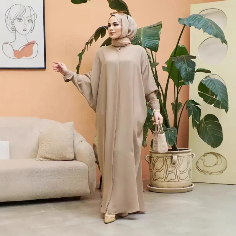 

Middle Eastern Women's Long Dress Islamic Clothing Long Dress Dubai Muslim Single Button Casual