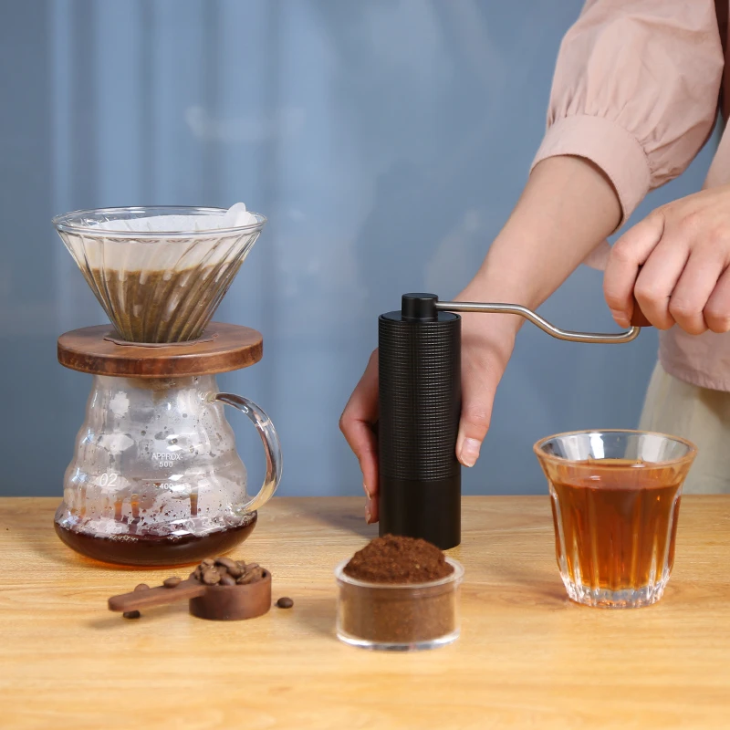 Professional Manual Coffee Grinder Upgrade All-metal Body  Anti-slip Design Portable Grinder Burr Inside