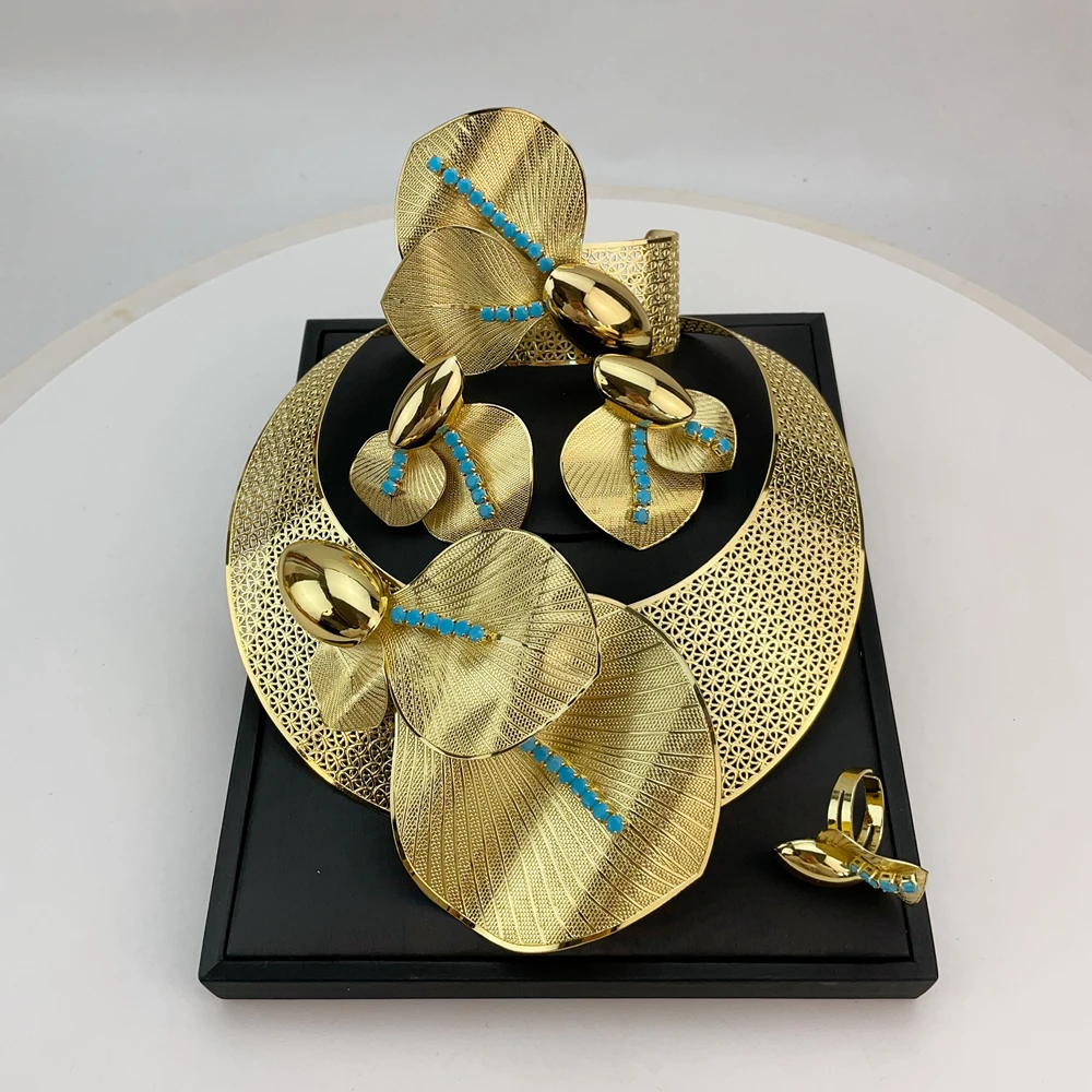 EMMA Fashion 4 قطع مجموعات مجوهرات برازيلية فاخرة على شكل قطرة الماء للنساء لحفلات الزفاف مجموعات مجوهرات الزفاف في دبي