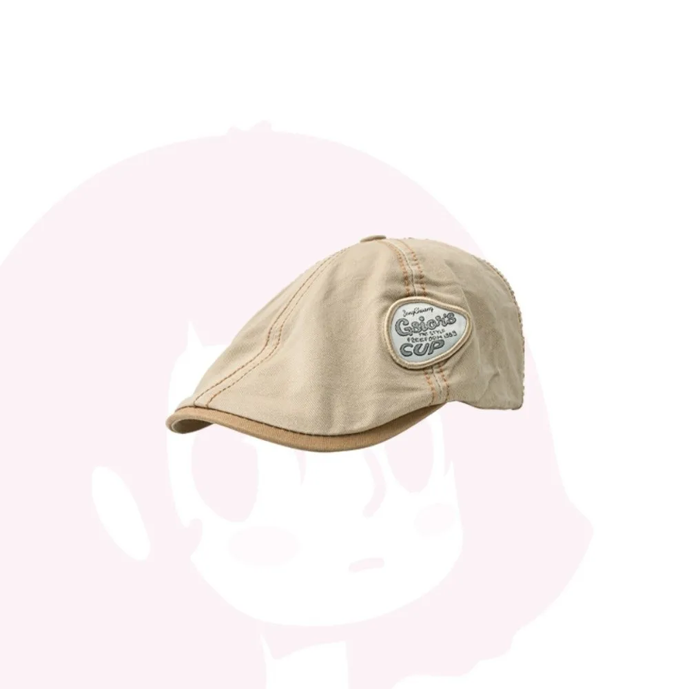 أزياء خمر موزع الصحف قبعة مسطحة التطريز Y2k الرجعية الفنان قبعة النمط الياباني المرقعة الرسام قبعة للجنسين