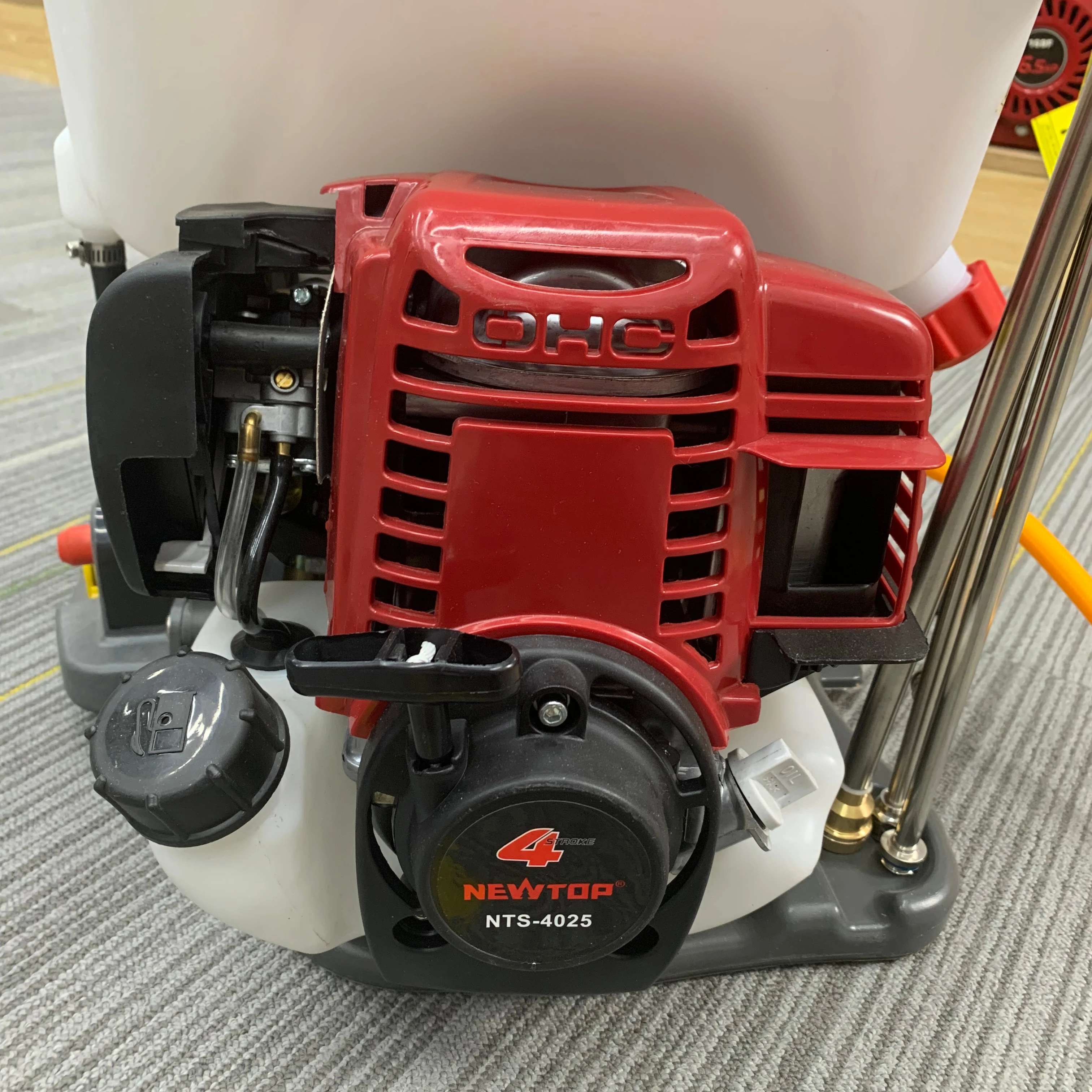 Top Choice 4 Stroke Sprayer 25L Capacity Knapsack Power Farming Machine Sprayer Manufacturers' Core Motor Pump Components