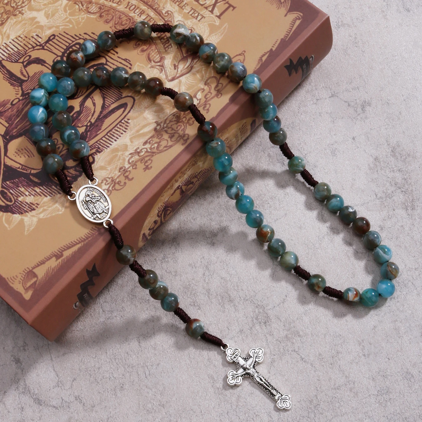 

1PC Fashion Handmade Acrylic Beaded Christian Necklace for Men Women Jesus Cross Necklace Women Jewelry