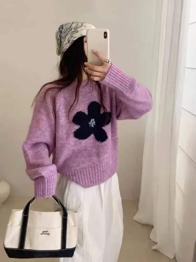 Korean Style Soft Cozy Oversized Short Knitted Sweater Women's Autumn Winter New Fashion Flower Pattern Tunic Top