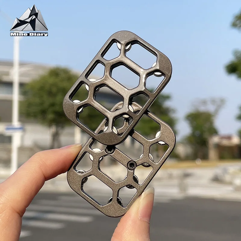 Unlimited Pushing Slider Hollow Out Zinc Magnetic Push Slider Fidget Toys Office Desktop Decompression Toys ADHD Tools