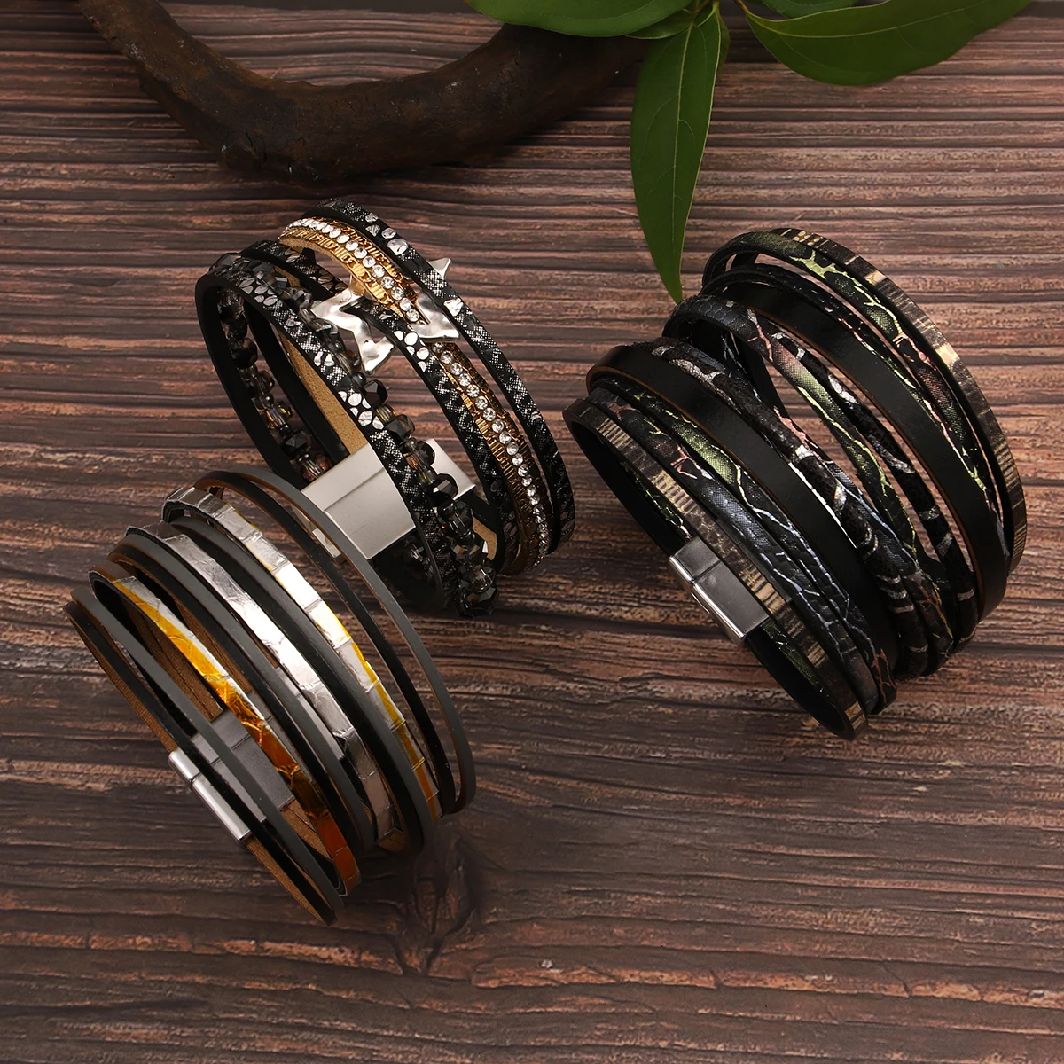 

Amorcome Vintage Beaded Rhinestone Inlaid Leather Bracelet for Women Multilayer Winding Fine Chain Bracelet Exquisite Jewelry