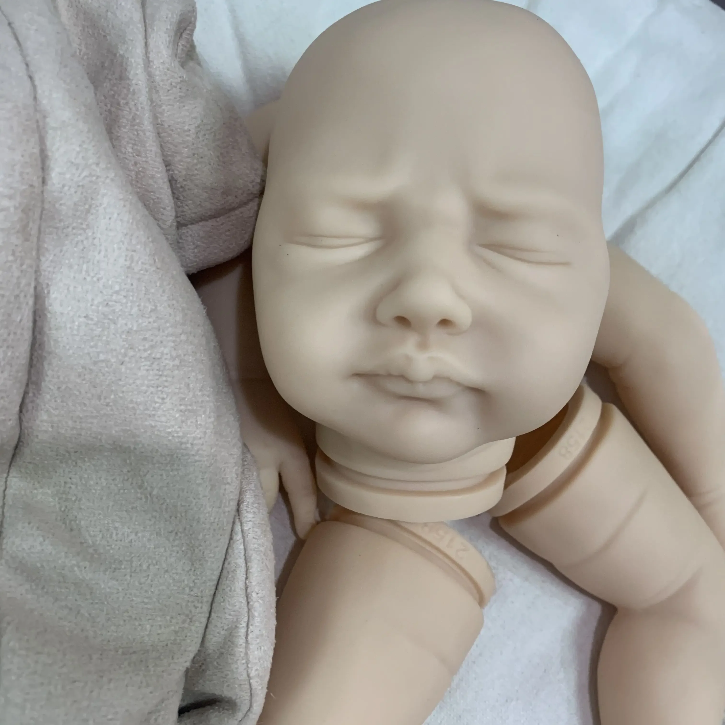 18Inch Reborn Doll Kit Leonor Newborn Baby Size Soft Touch DIY Blank Doll  Accessory Parts