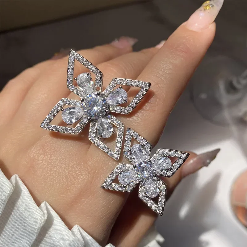 MDLFES Moiss1nite style Brilliant 5A Zirconium Niche خاتم مبالغ فيه للنساء مصمم مطلي بالذهب عيار 18 قيراط