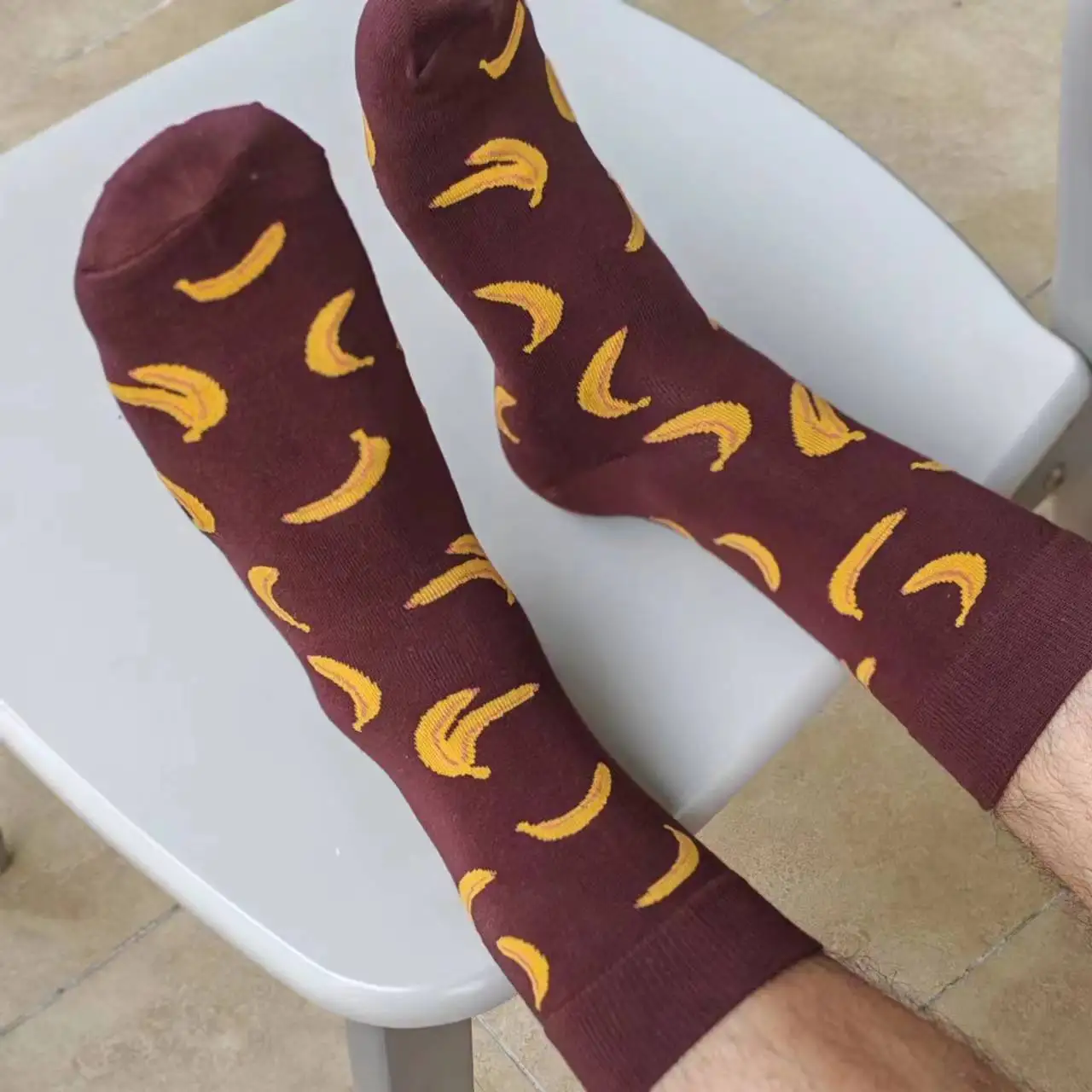 Trendy Brown Banana Print Mid-calf Socks Men Fruit Stylish Gift Men Husband Cute Trendy Funky Colorfu Work Socks Casual