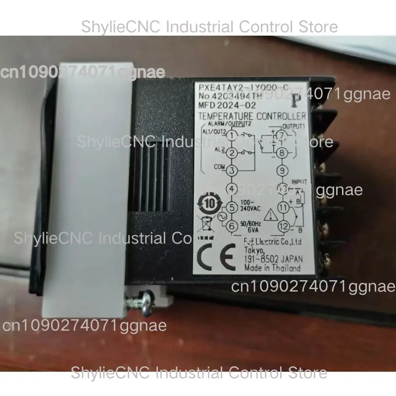 New PXE4TAY1-1Y000-C Temperature Controller Fast Shipping