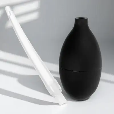 

Little Bird Feeding Weaning Feeder Pet Nipple Weaner for Liquid Pacifier Black Pigeon