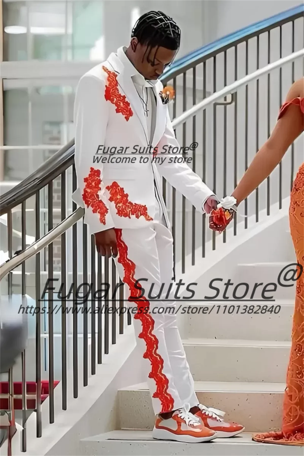 Luxurious White One Button Notched Lapel Appliques Prom Men Suits Customized Slim Fit Groom Wedding Tuxedos2Pcs Sets Ropa Hombre
