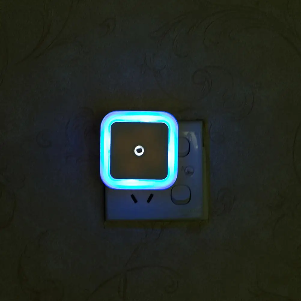 LED Auto Wall Night Light Plug-In Night Light On/off Bright Portable Travel Small Size Led Nightlight