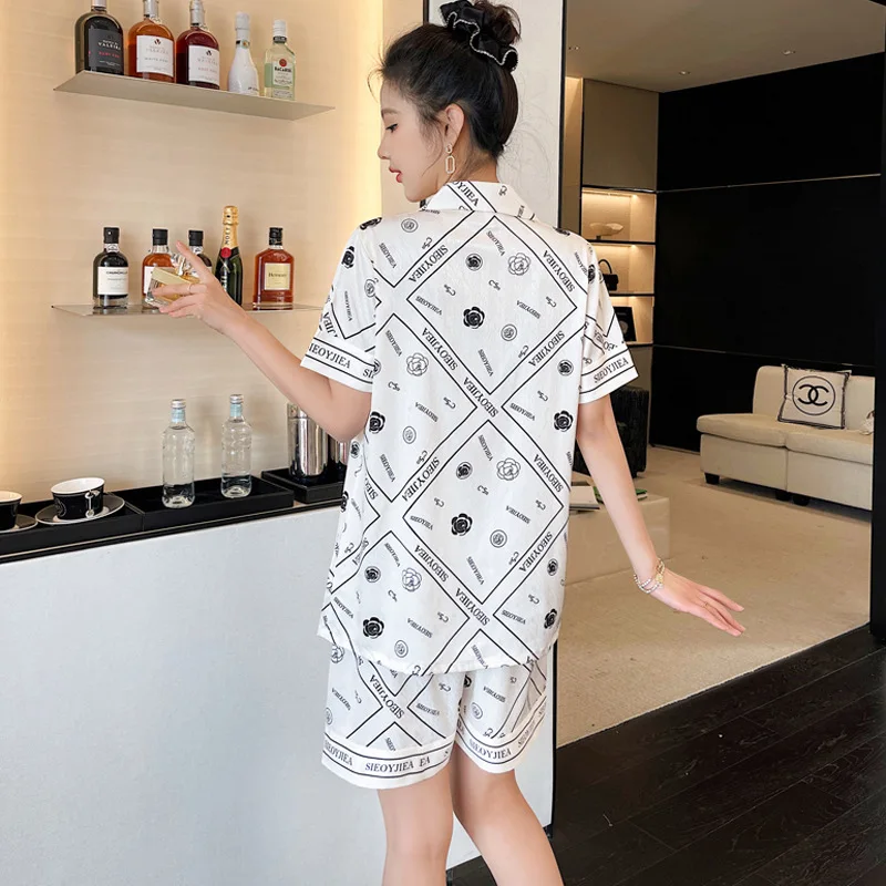 2024 Summer New Pajamas Women's Ice Silk Thin Short Sleeved Cardigan Set Popular Online Home Clothing