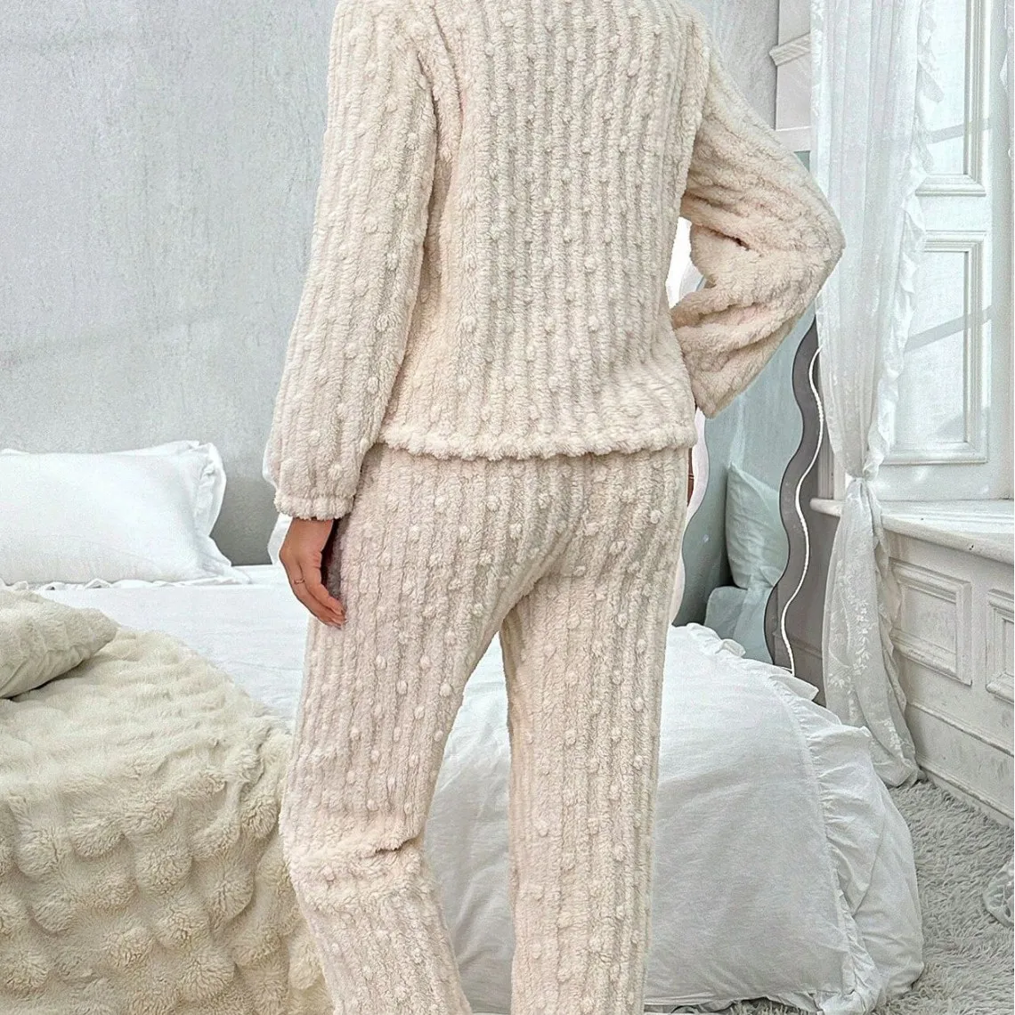 Vêtements de maison décontractés pour femmes, doux et confortables, avec nœud papillon, chauds, pour l'automne et l'hiver