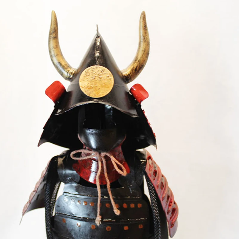 Iron Japanese Small Armor Ornaments, Retro Ornaments, Office Shop Ornaments, Display Props, Gifts