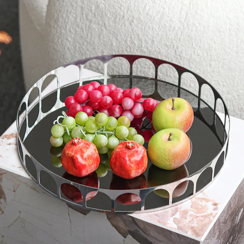 

Креативный круглый металлический поднос в скандинавском стиле, орнамент, легкая роскошная модель, гостиная, журнальный столик, украшение с фруктовой тарелкой