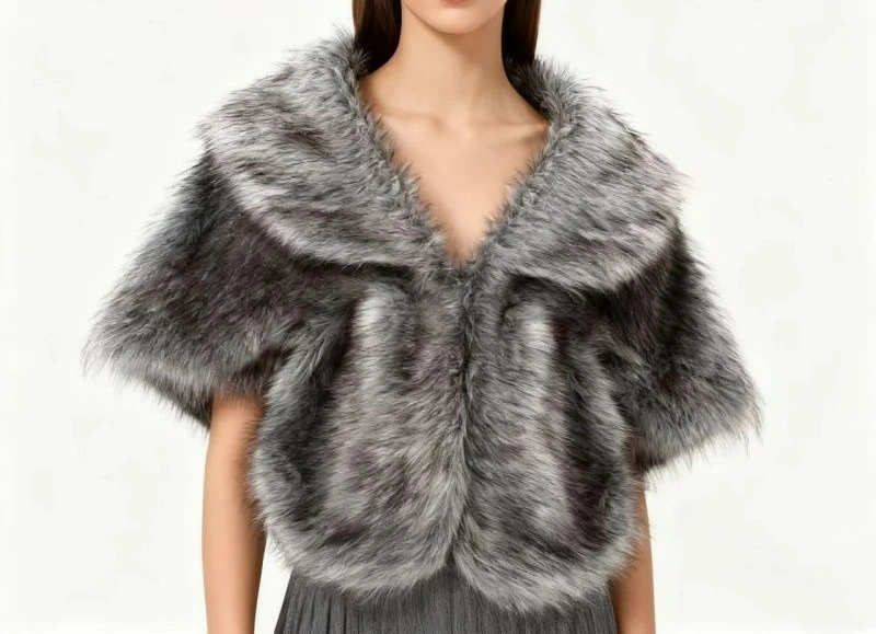 

2025 New Long Fur Autumn Winter Warm Cape Loose Fashionable Cloak Versatile Women's Coat