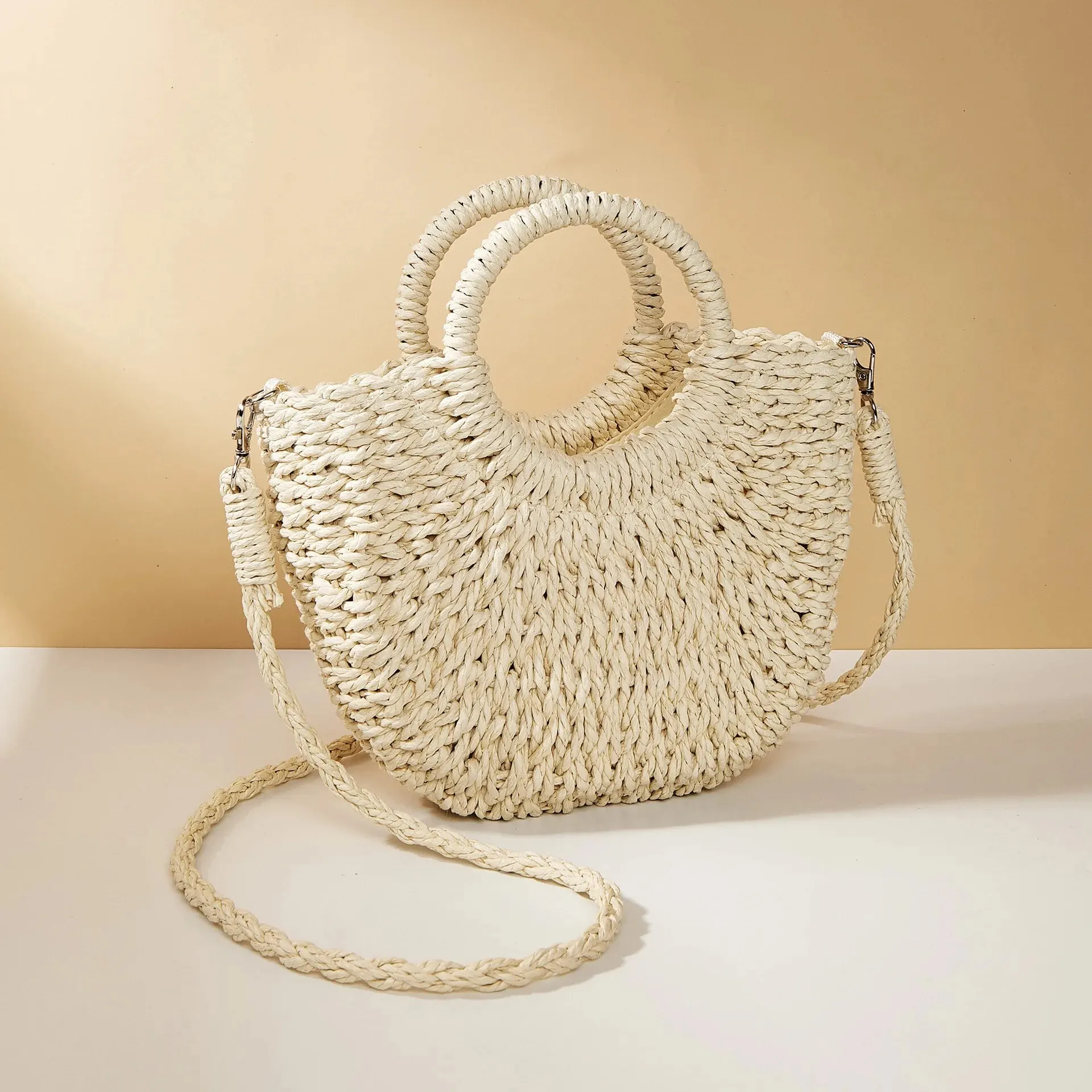 Handgeweven stro rotan half-maan strand handtas grote capaciteit dames zomer holle uit crossbody schoudertas