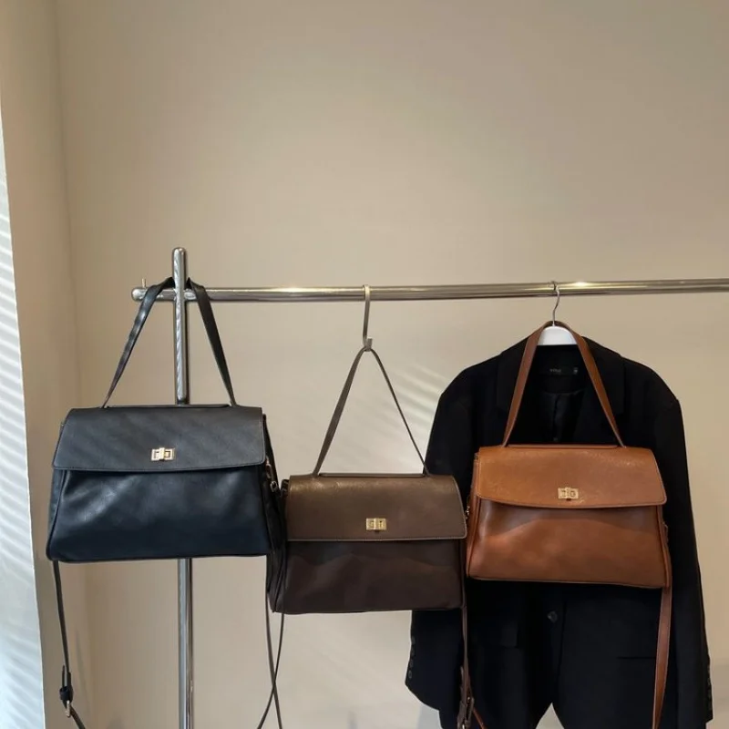

Luxury Brand Women's Leather Messenger Bag Fashionable Crossbody Shoulder Bag For Ladies Elegant Handbags By Famous Designer