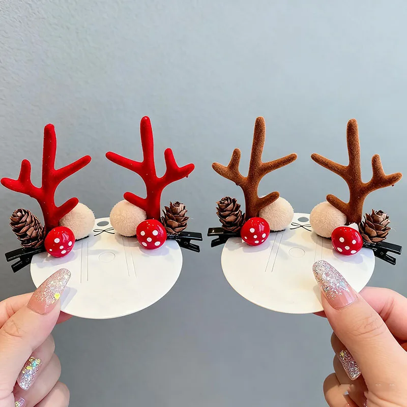 กิ๊บติดผมรูปเขากวางสองสีสำหรับคริสต์มาส 2 คู่ ทำจากผ้ากำมะหยี่สีแดง งานแฮนด์เมด สำหรับเด็กผู้หญิง อุปกรณ์เสริมสำหรับวันหยุด