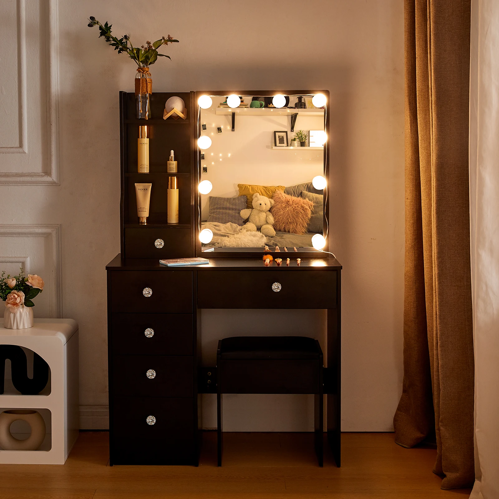 【صفقات 11.11، عروض الجمعة السوداء 2025】مكتب طاولة تزيين المكياج مع مرآة منزلق مكونة من 6 أدراج وإضاءة LED باللون الأسود