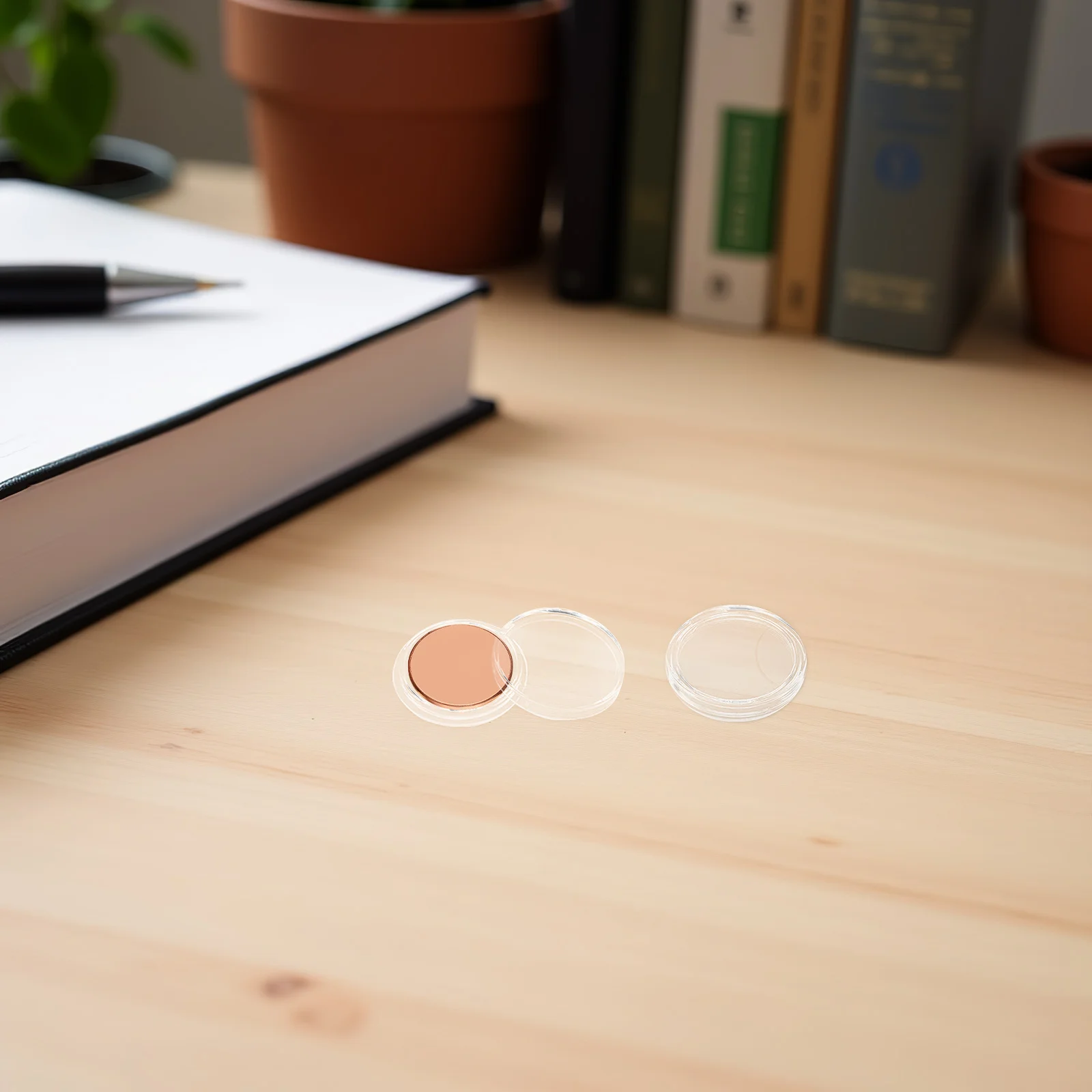 100pcs Collection Box Transparent Plastic Single Holder For Storage Protection, Clear Round Case For Collectors, Capsules