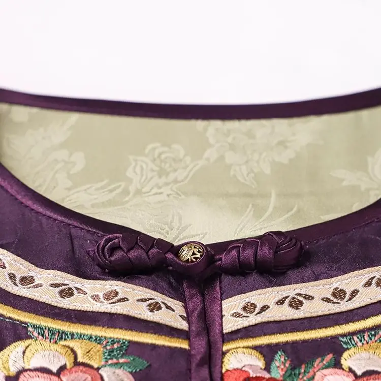 المطرزة سترة المرأة النمط الصيني Vintage سترة بلا أكمام الرجعية مشبك القمم الإناث ربيع الخريف موضة جديدة