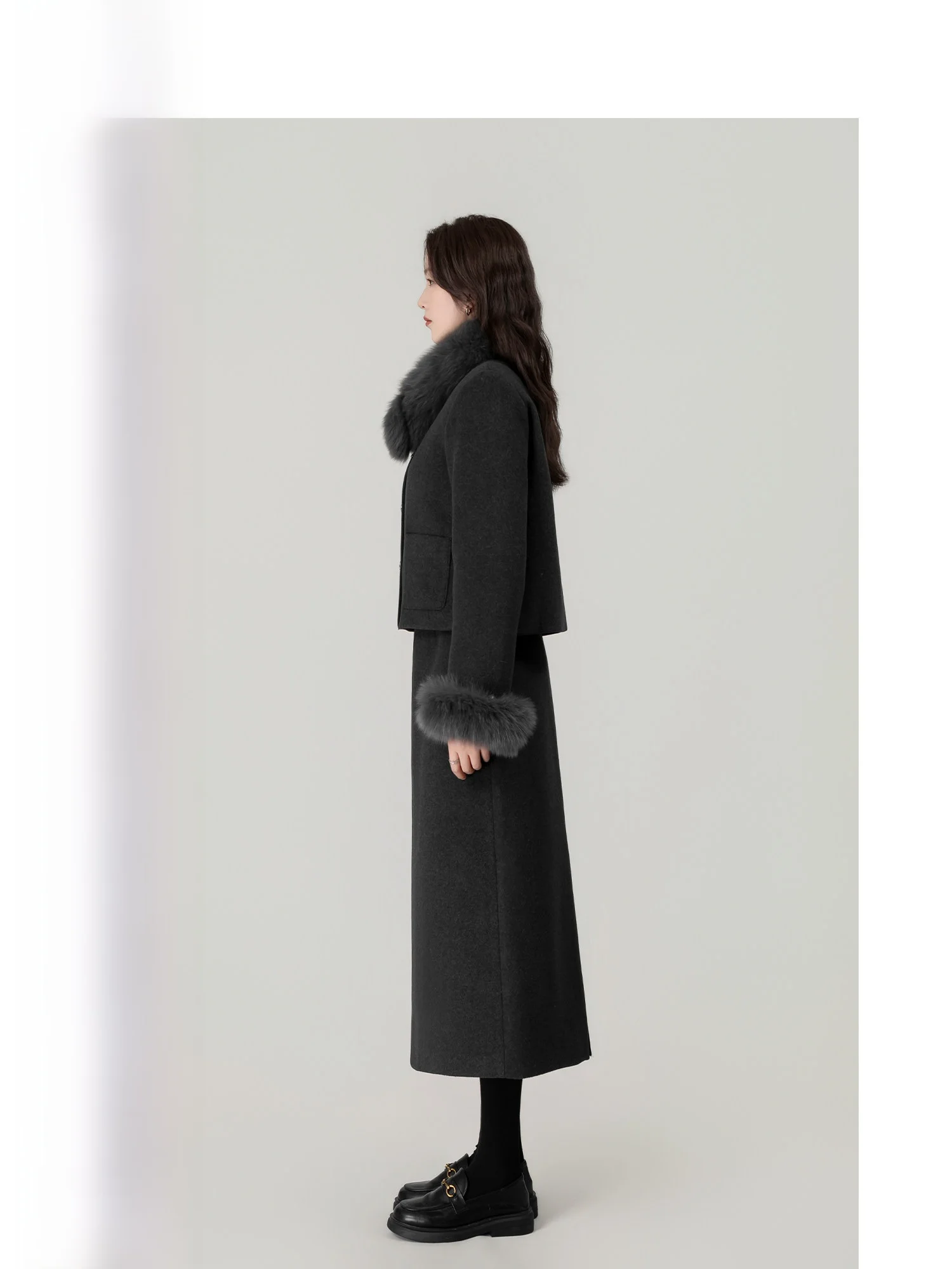

Wavy Egg Short Style down Jacket Coat with Straight Tube Skirt Two-Piece Set Winter Fashion Women's Ensemble Long Sleeve
