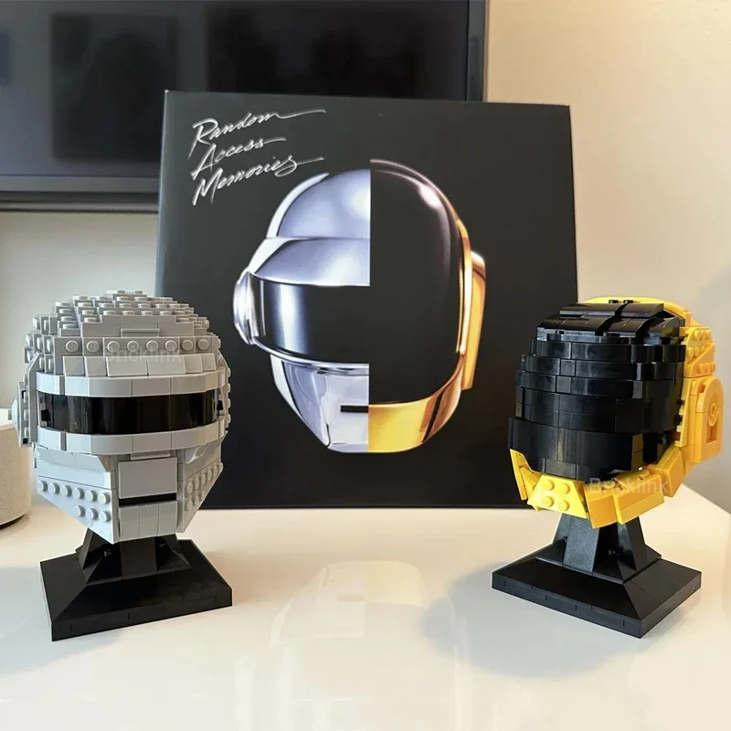 826PCS MOC French Band Daft Punk Helmet Building Blocks 2 Figures Sculptures Model Brick Desktop Decor DIY Toys Kid Xmas Gift