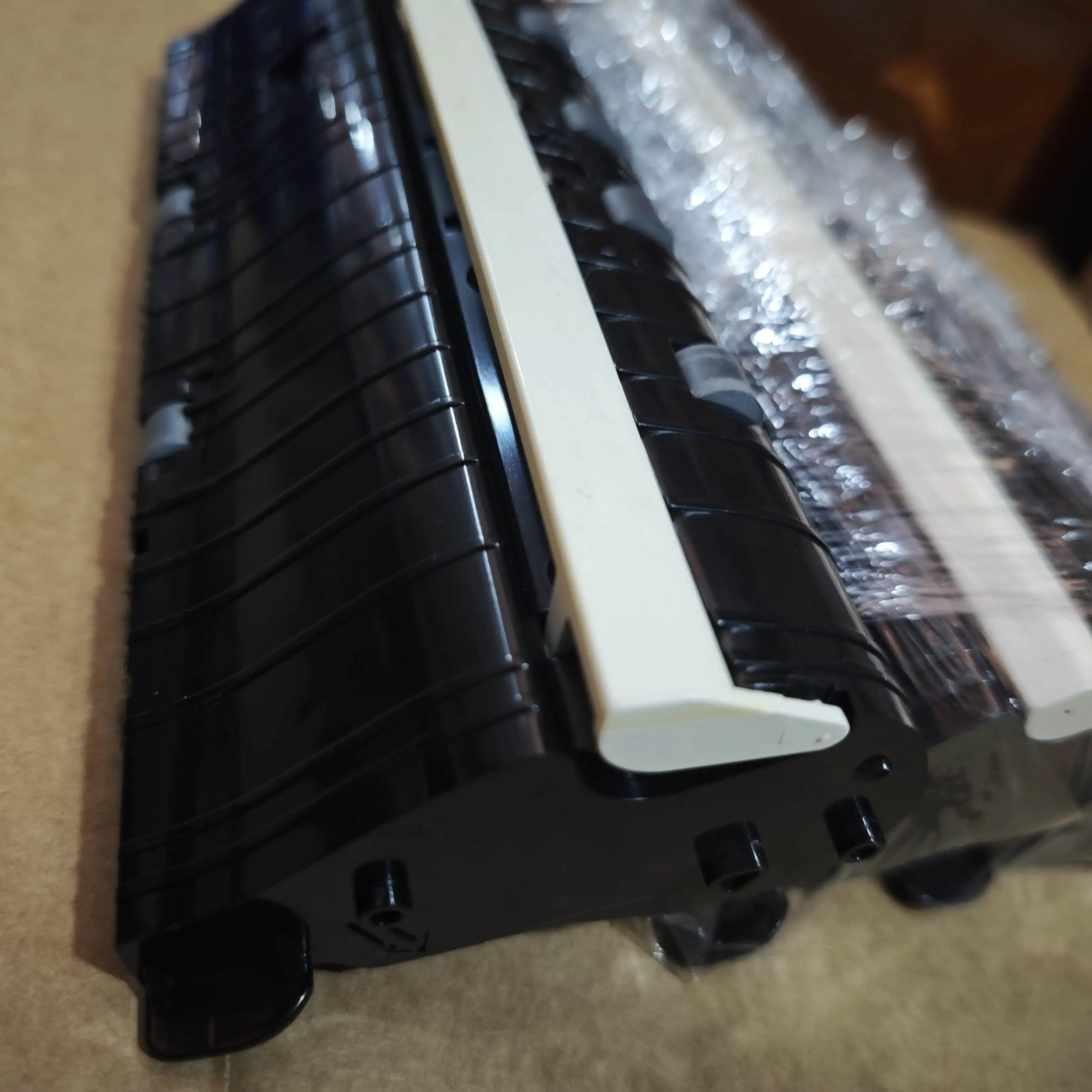 1 szt. Zespół rdzenia podajnika dokumentów ADF do HP 1536 1415 225 226 425