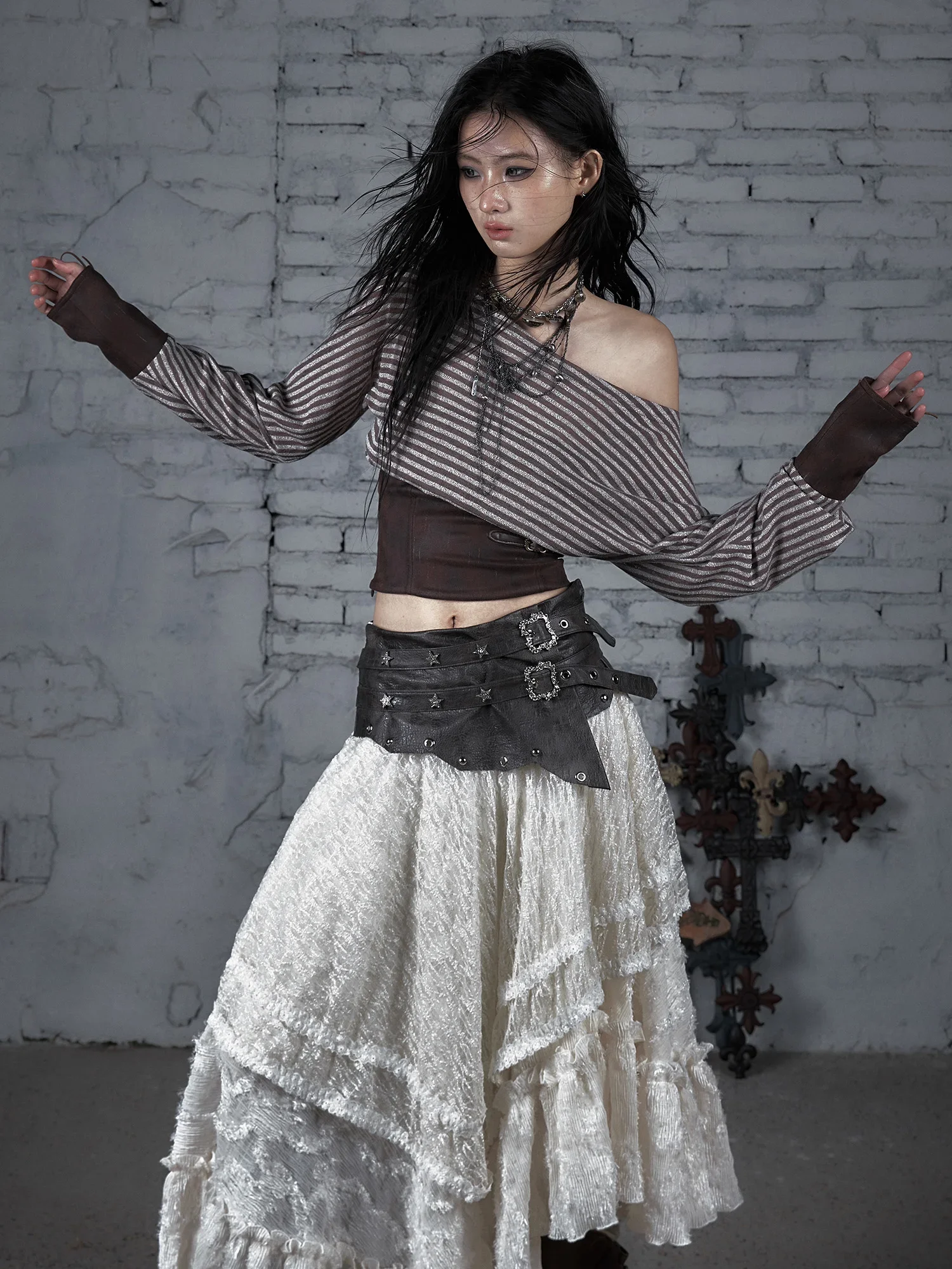 IMU NO ROMANCE Original Design Vintage Punk Patchwork Striped Slash Neck Sashes Women Long Sleeve Crop Top Tees Tshirt