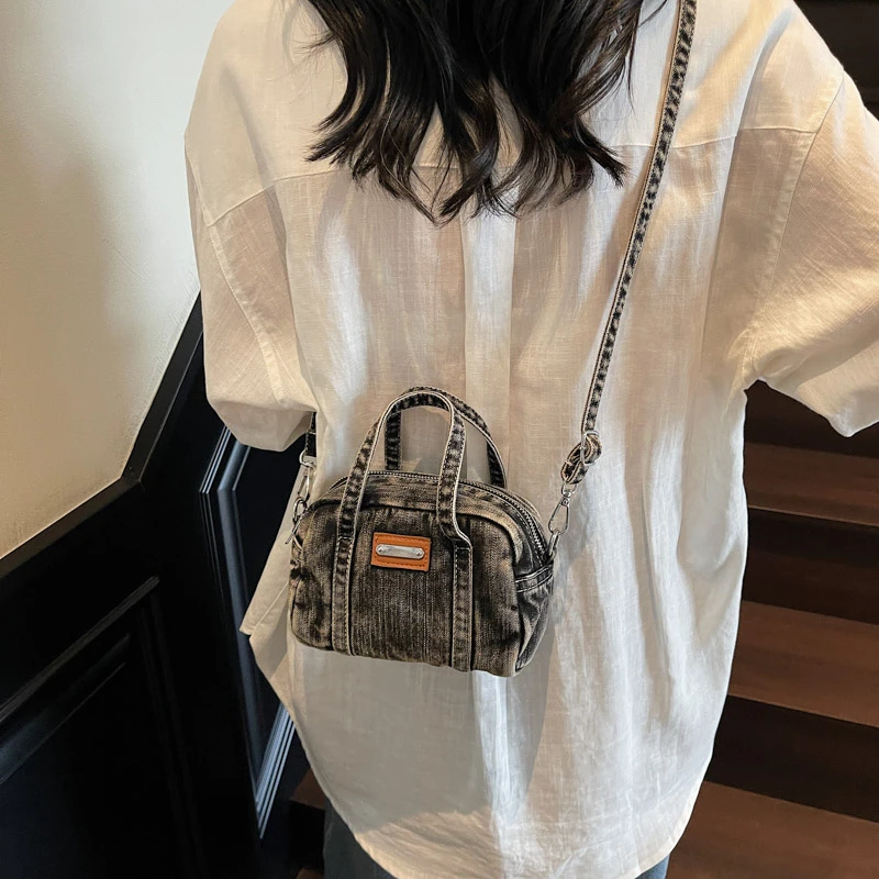 حقائب كتف وكروس جديدة لخريف 2025 ذات سعة كبيرة كلاسيكية متعددة الاستخدامات حقائب يد نسائية رائعة للغاية