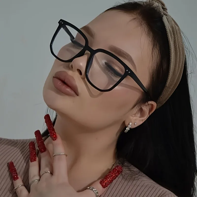

Korean-Style Minimalist Oversized Square Fashion Glasses for Women