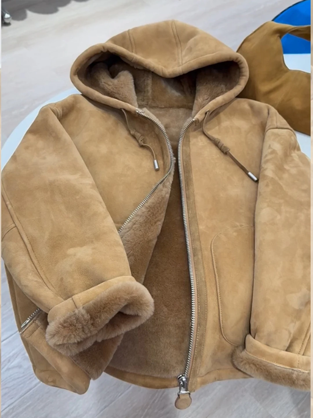 

Большой размер 300, коричневая кожа и меховая бейсбольная куртка, мужская осенне-зимняя теплая куртка с капюшоном и застежкой-молнией