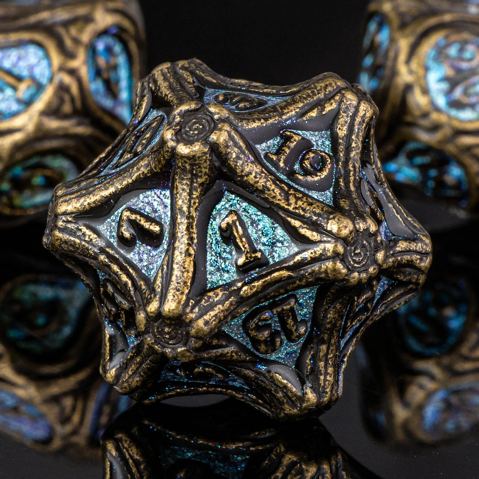 

7Pcs DND Metal Dice Set, Tree Root Design Dungeon and Dragon Dice Set for Role Playing, Polyhedral D&D Dice D4 D6 D8 D10 D12 D20