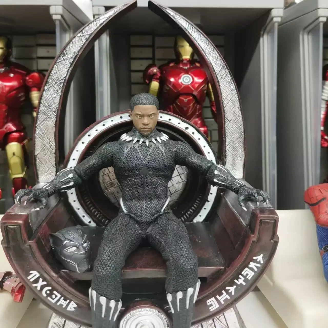 22 cm Infinity War Superheld Black Panther Leopard Troonstoel Action Figure hars standbeeld Model Toy Home Decor ornament cadeau