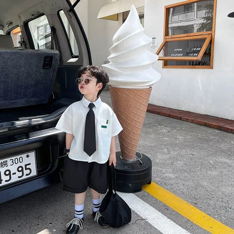 Boys' Summer Dress Set 2026 New Style Tie Handsome Korean Edition Casual Campus Style Two Piece Set Trendy
