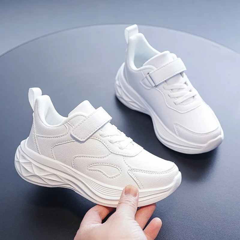 

Classic White Black Campus Sneakers Soft Sole Wear Resistant Versatile Student Daily Casual Walking Shoes